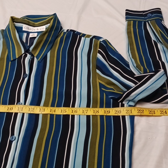 Chaus & CO size 12 women's button-up shirt with long sleeves in stripes colors. - Picture 12 of 17